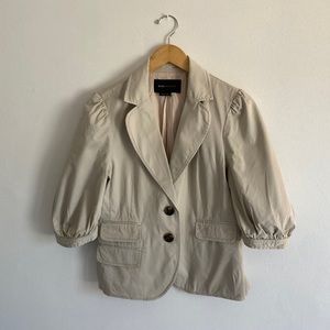 BCBG MAX AZRIA blazer/jacket. Size 6.